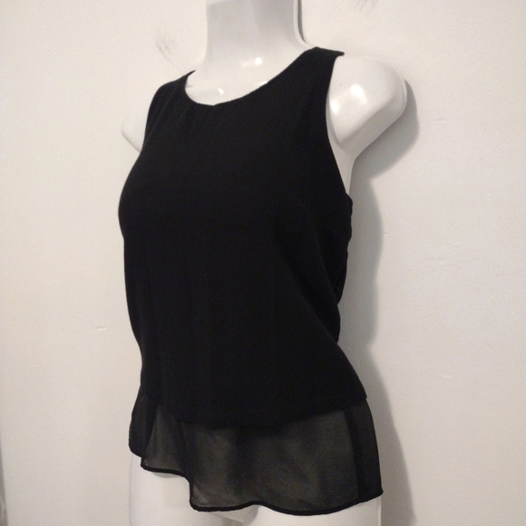Banana Republic Factory - Sleeveless Texture Over Sheer Zipped Top - Picture 6 of 16